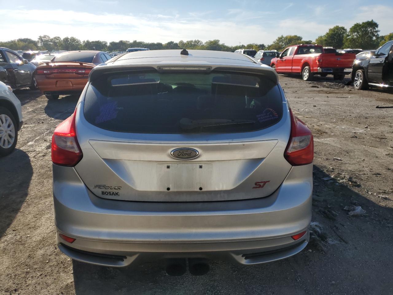 2014 Ford Focus St - Фото 6
