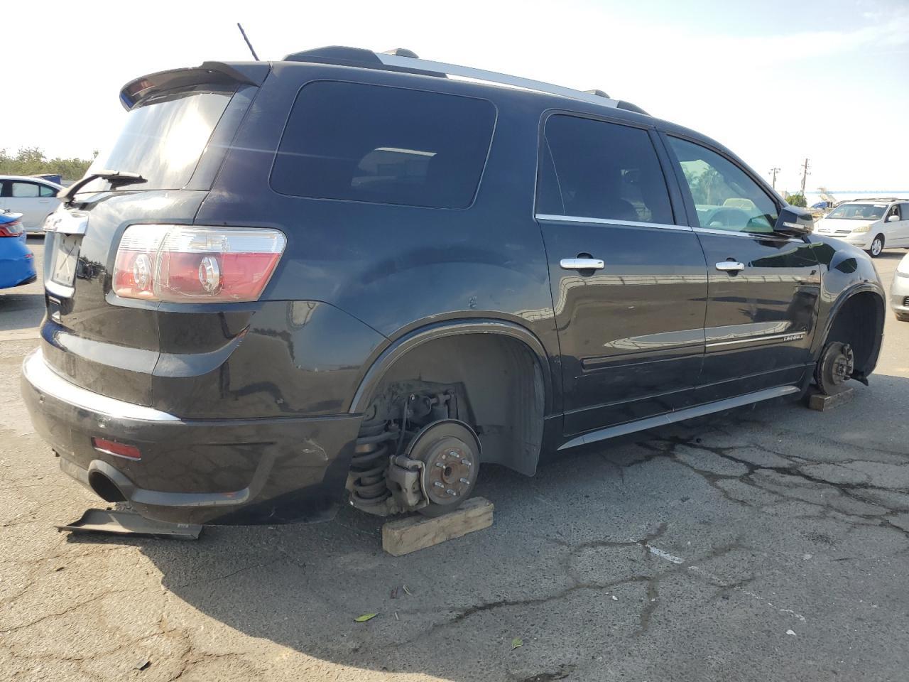 2012 GMC Acadia Denali - Фото 3