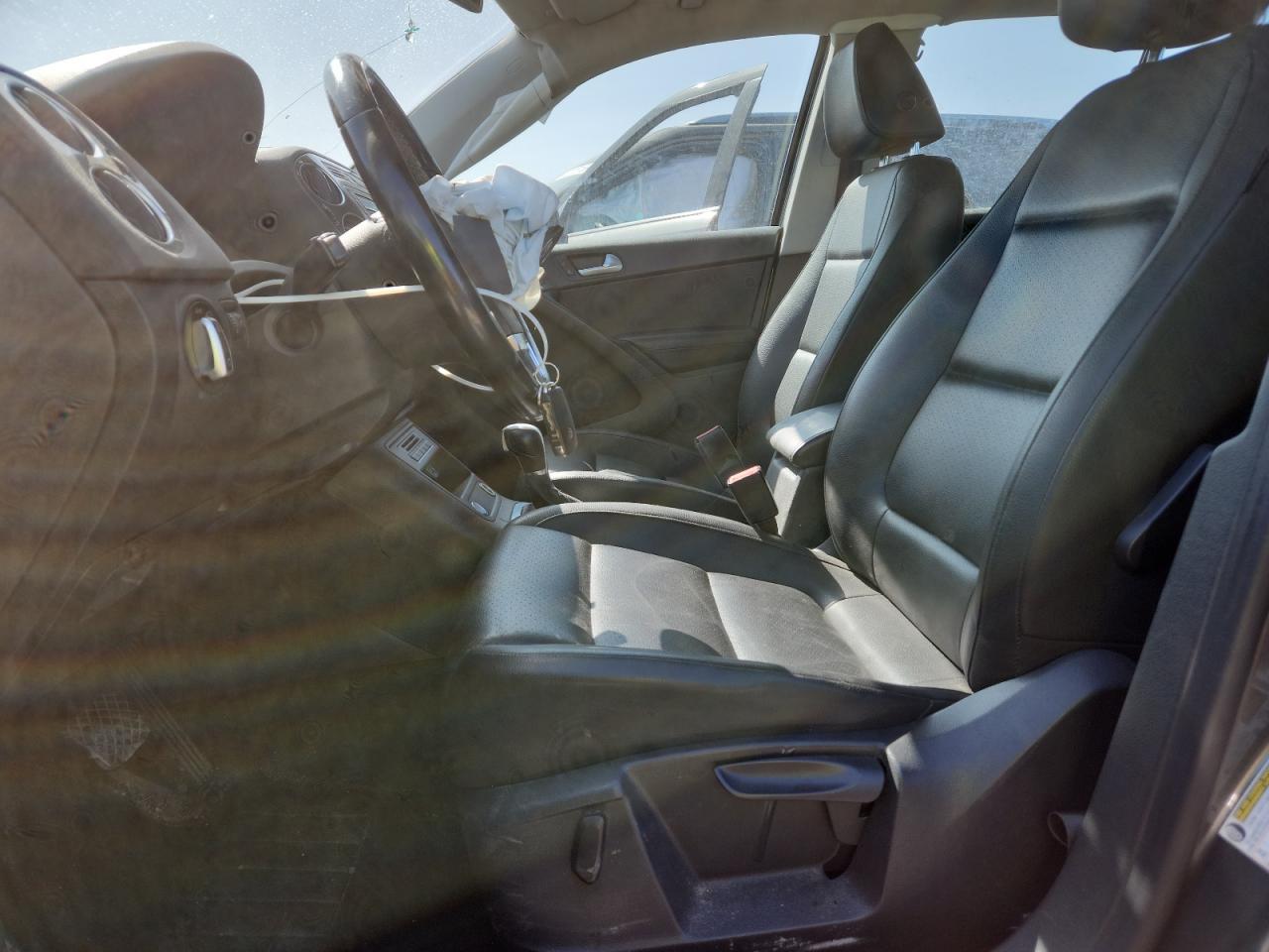 2016 Volkswagen Tiguan S - Фото 7