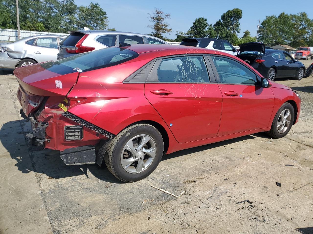 2021 Hyundai Elantra Se - Фото 3