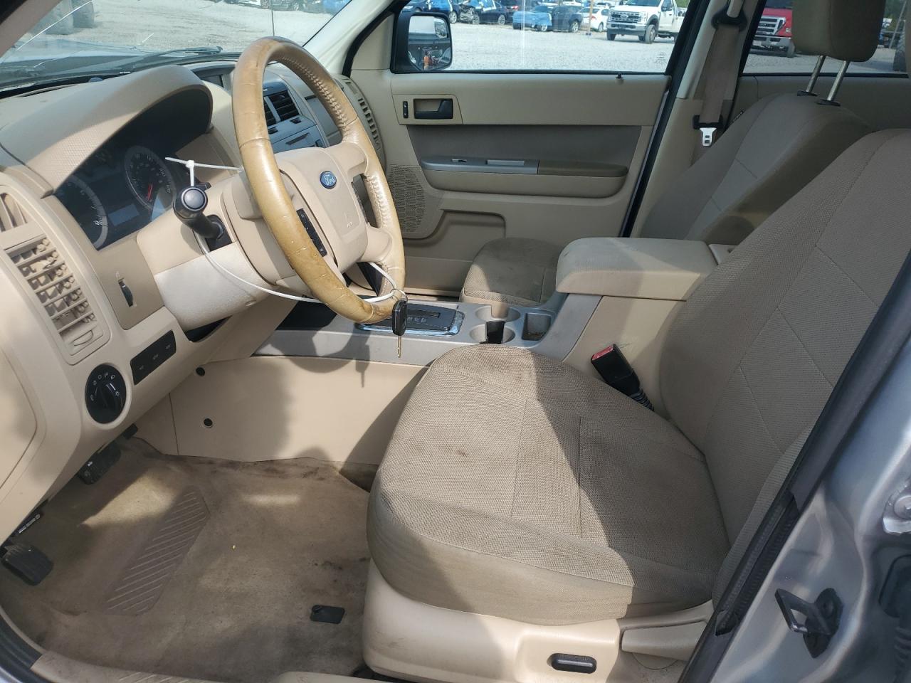 2010 Ford Escape Xlt - Image 7