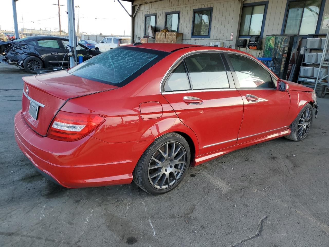 2013 Mercedes-Benz C 250 - Image 3