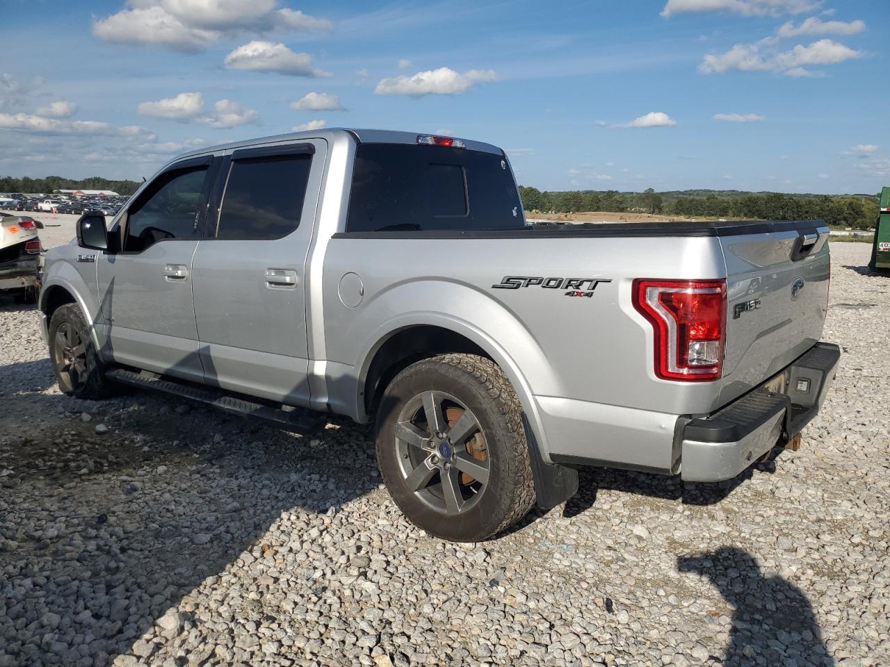 2016 Ford F150 Supercrew - Фото 2