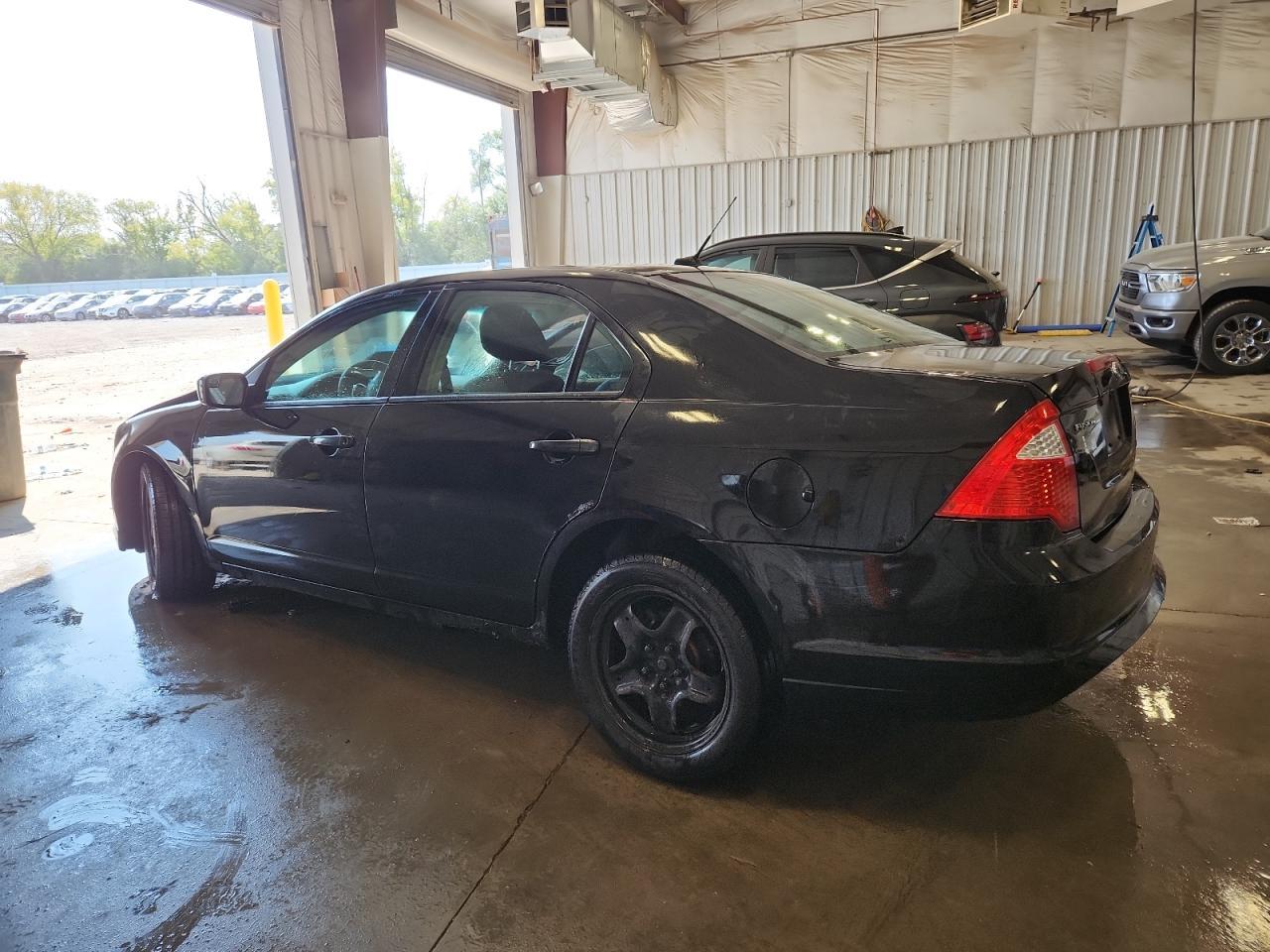 2011 Ford Fusion Se - Фото 2