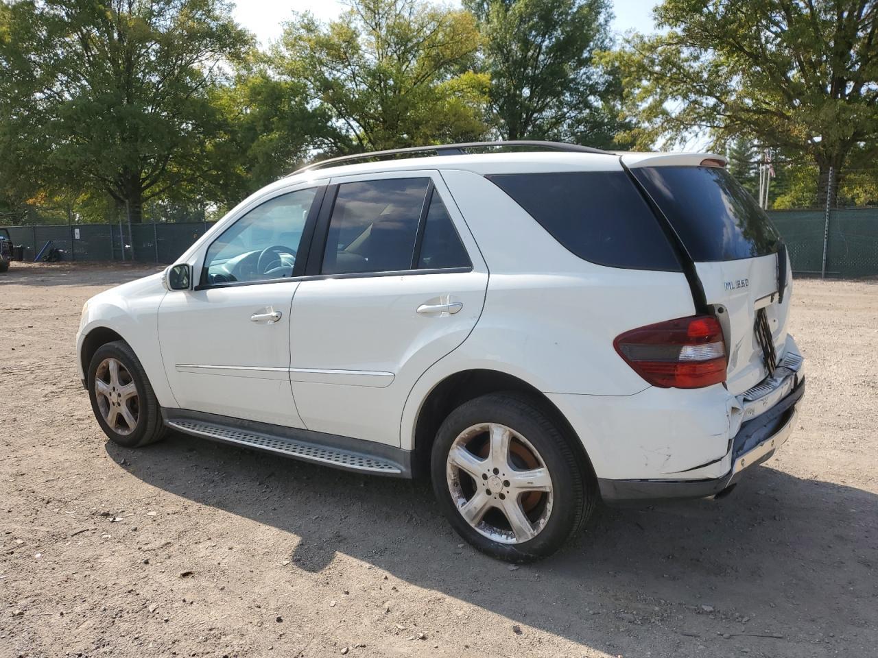 2008 Mercedes-Benz Ml 350 - Фото 2