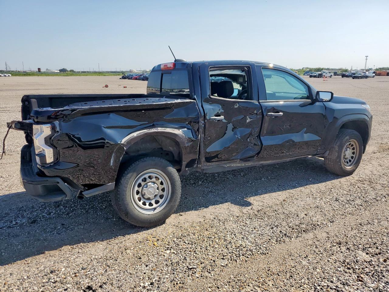 2023 Chevrolet Colorado - Image 3