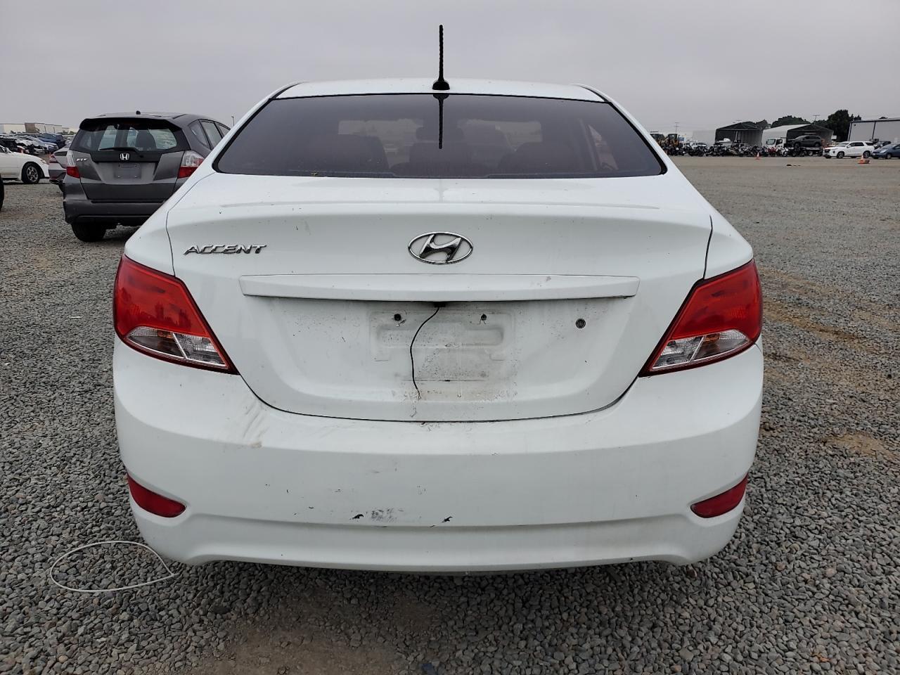 2015 Hyundai Accent Gls - Image 6