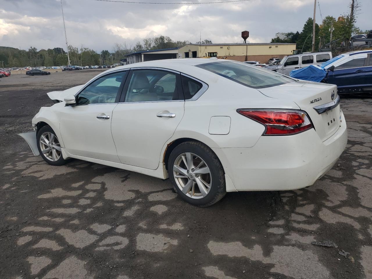 2014 Nissan Altima 2.5 - Image 2