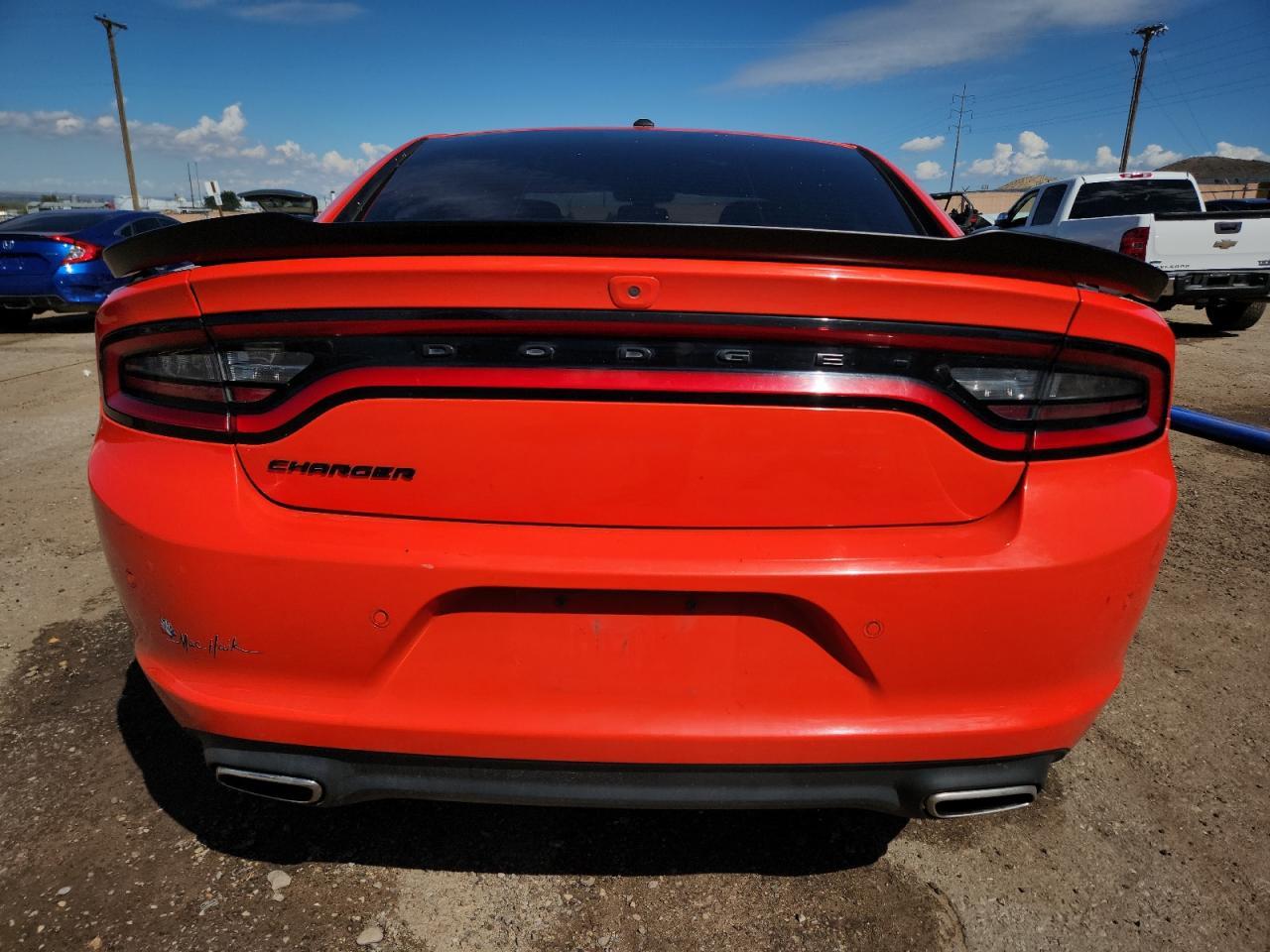 2022 Dodge Charger Sxt - Фото 6