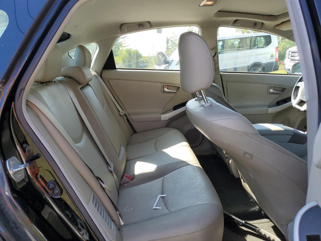 2013 Toyota Prius - Фото 6