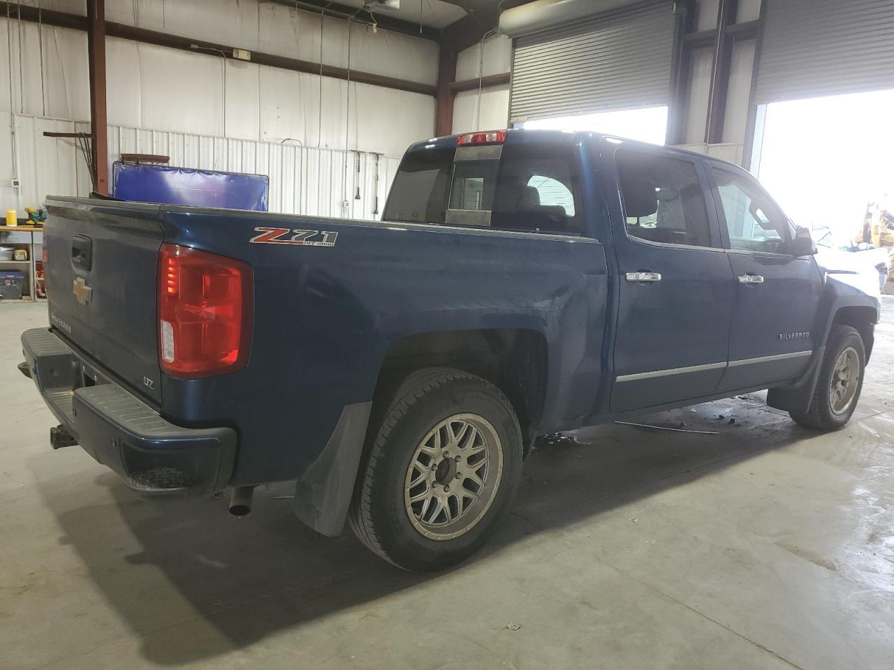 2017 Chevrolet Silverado K1500 Ltz - Image 3