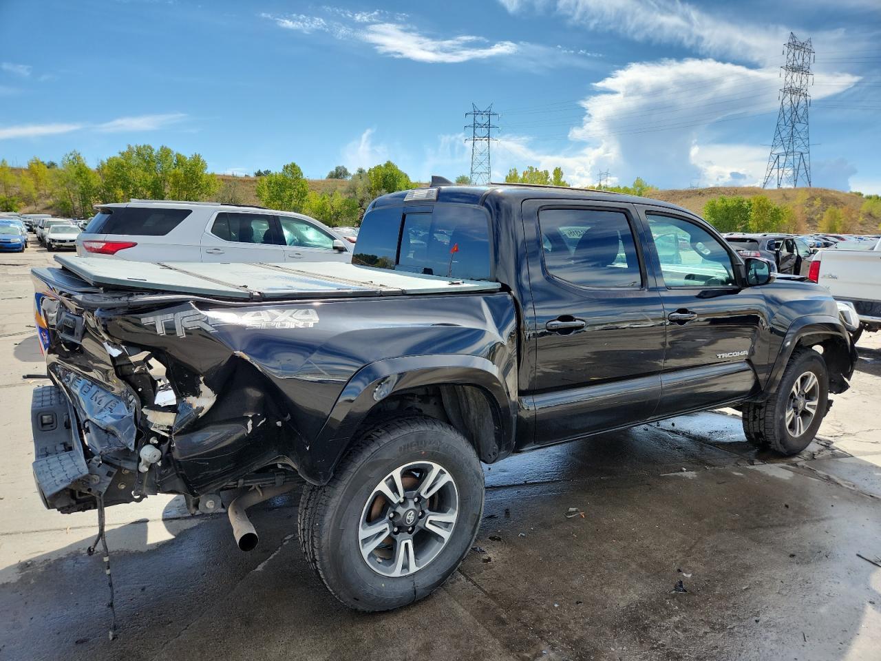 2017 Toyota Tacoma Double Cab - Фото 3