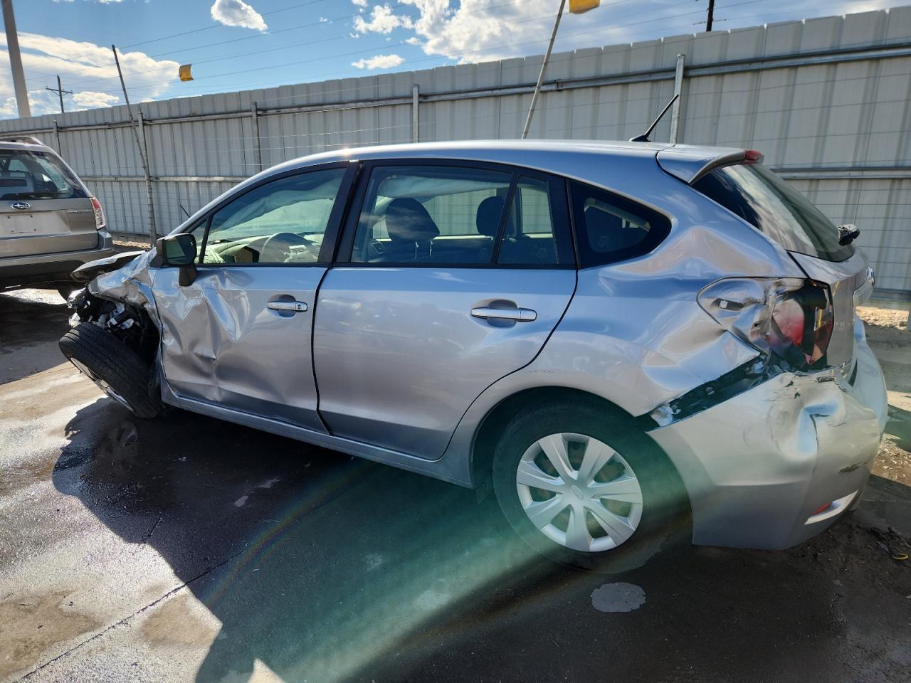 2016 Subaru Impreza - Фото 2