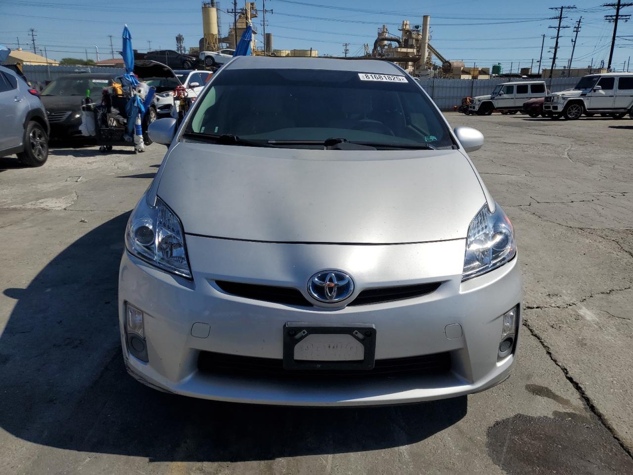 2011 Toyota Prius - Image 5