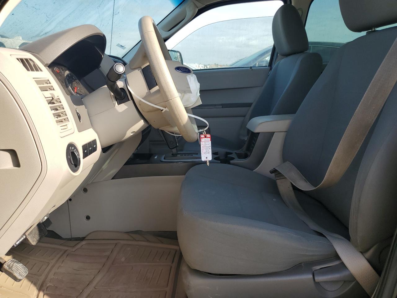 2011 Ford Escape Xls - Image 7