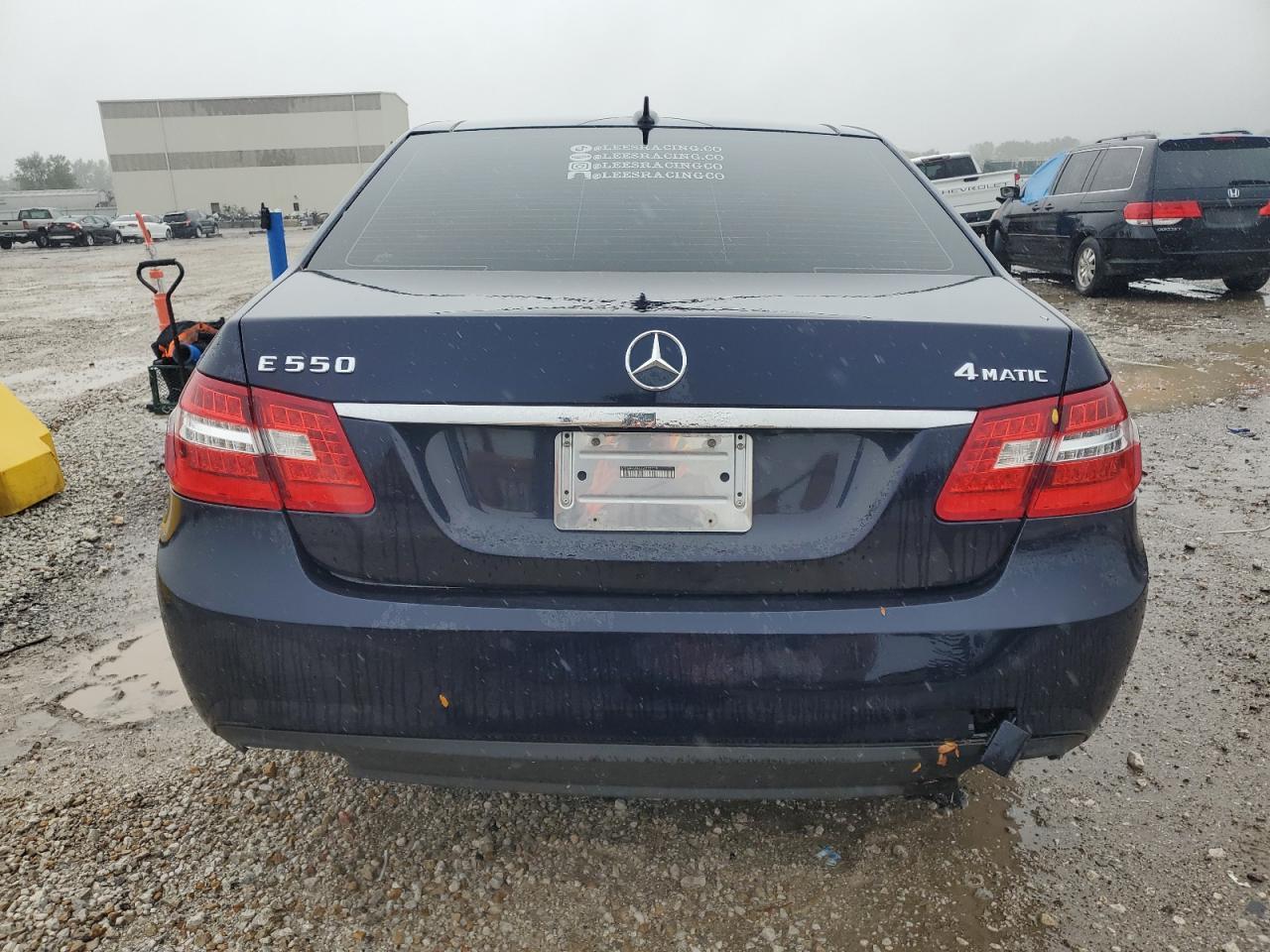 2010 Mercedes-Benz E 550 4Matic - Image 6