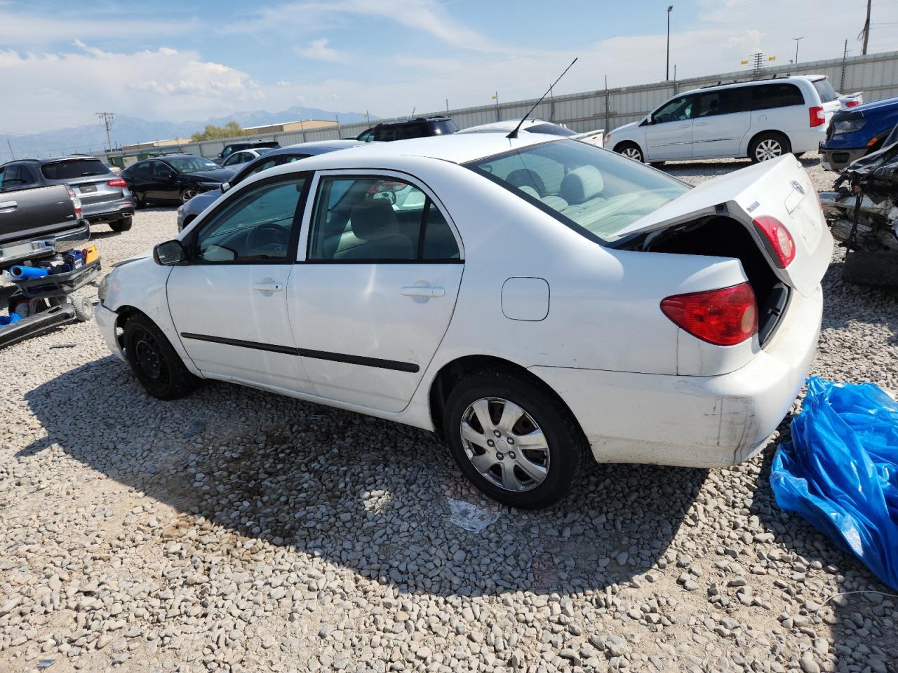 2005 Toyota Corolla Ce - Фото 2