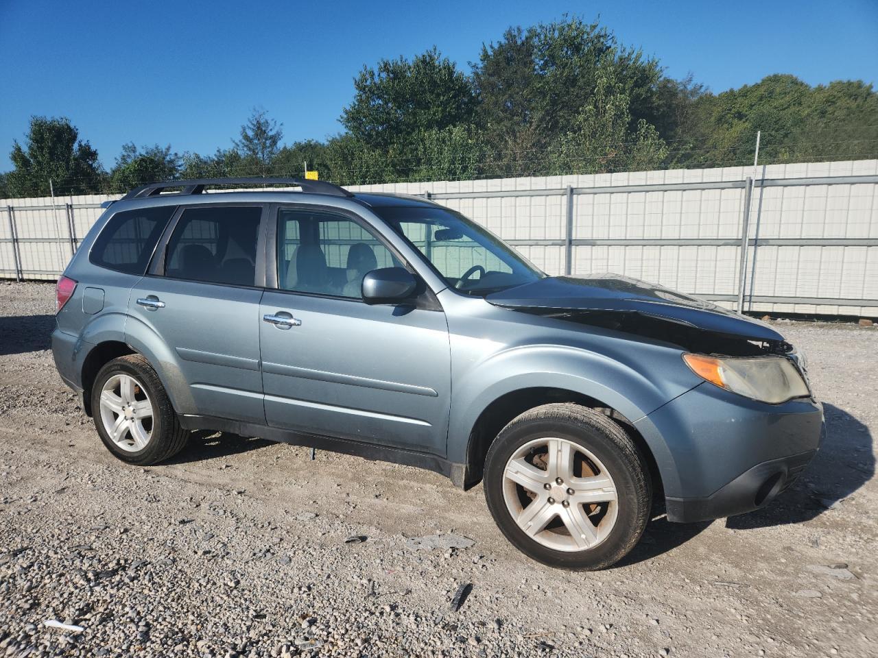 2010 Subaru Forester 2.5X Limited - Image 4