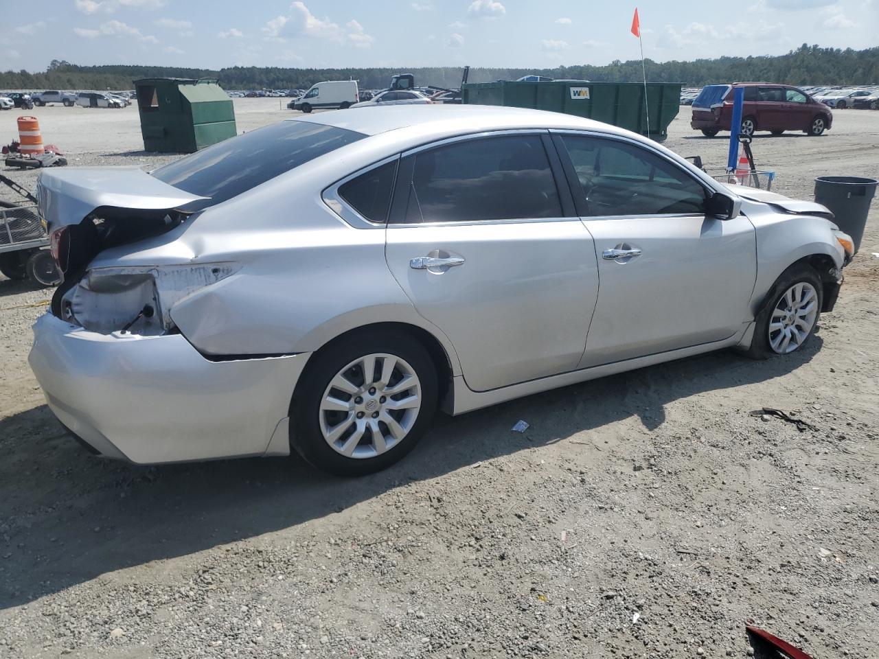 2018 Nissan Altima 2.5 - Image 3
