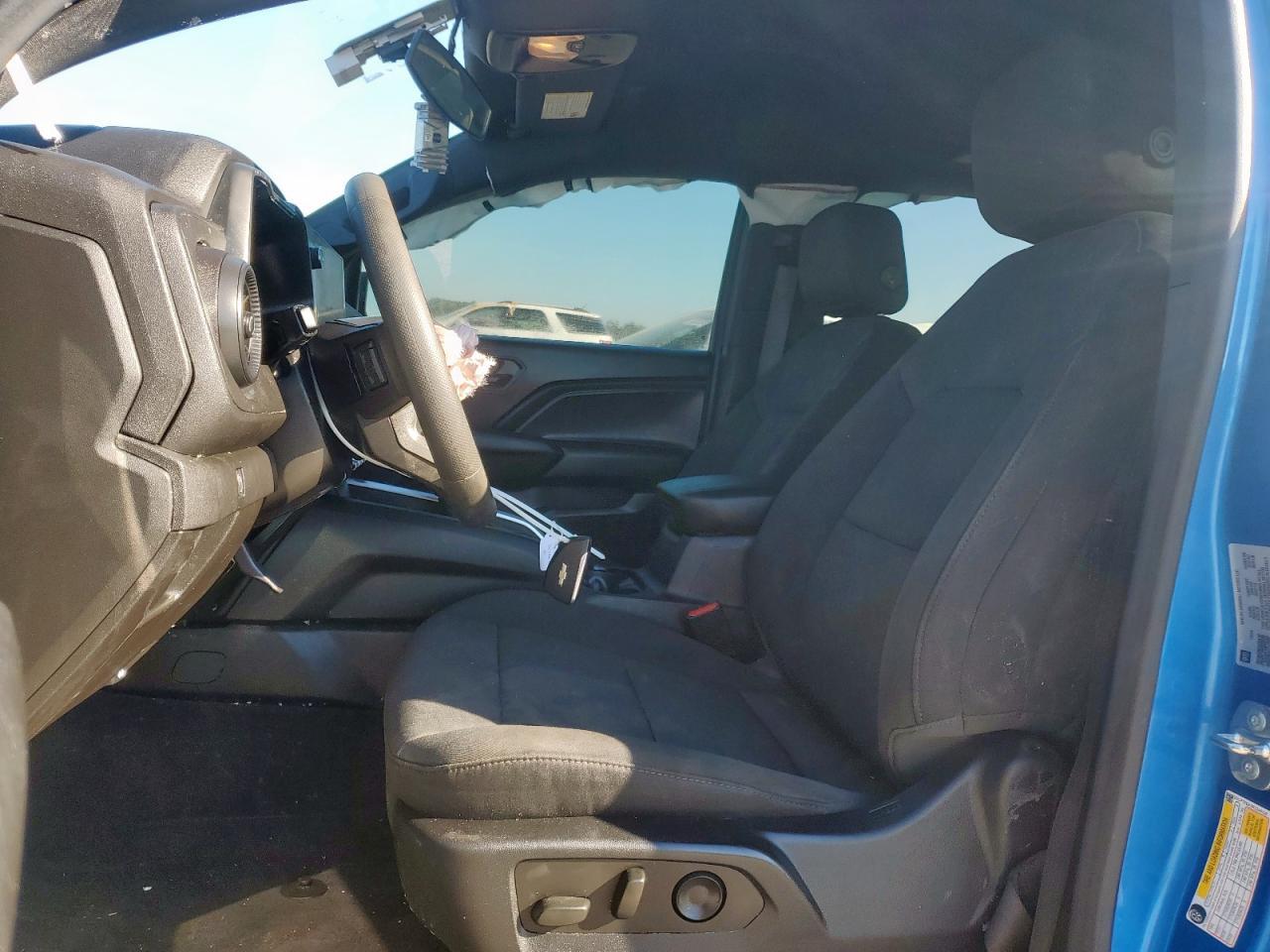 2024 Chevrolet Colorado Trail Boss - Image 7