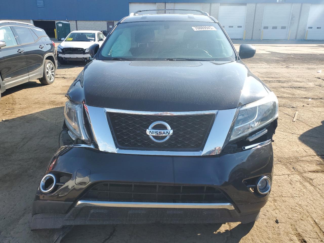 2016 Nissan Pathfinder S - Фото 5