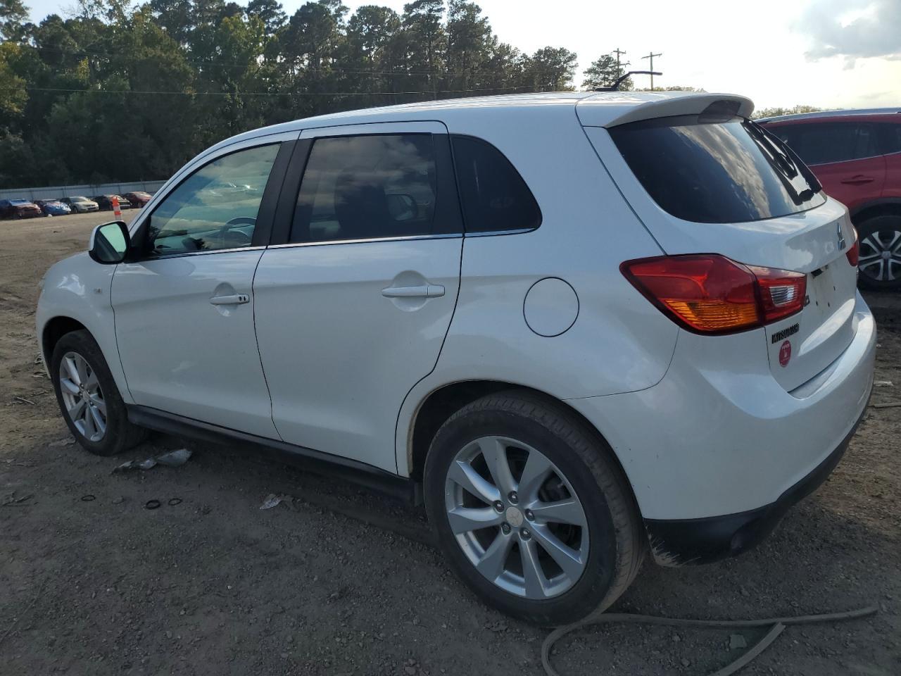 2015 Mitsubishi Outlander Sport Se - Фото 2