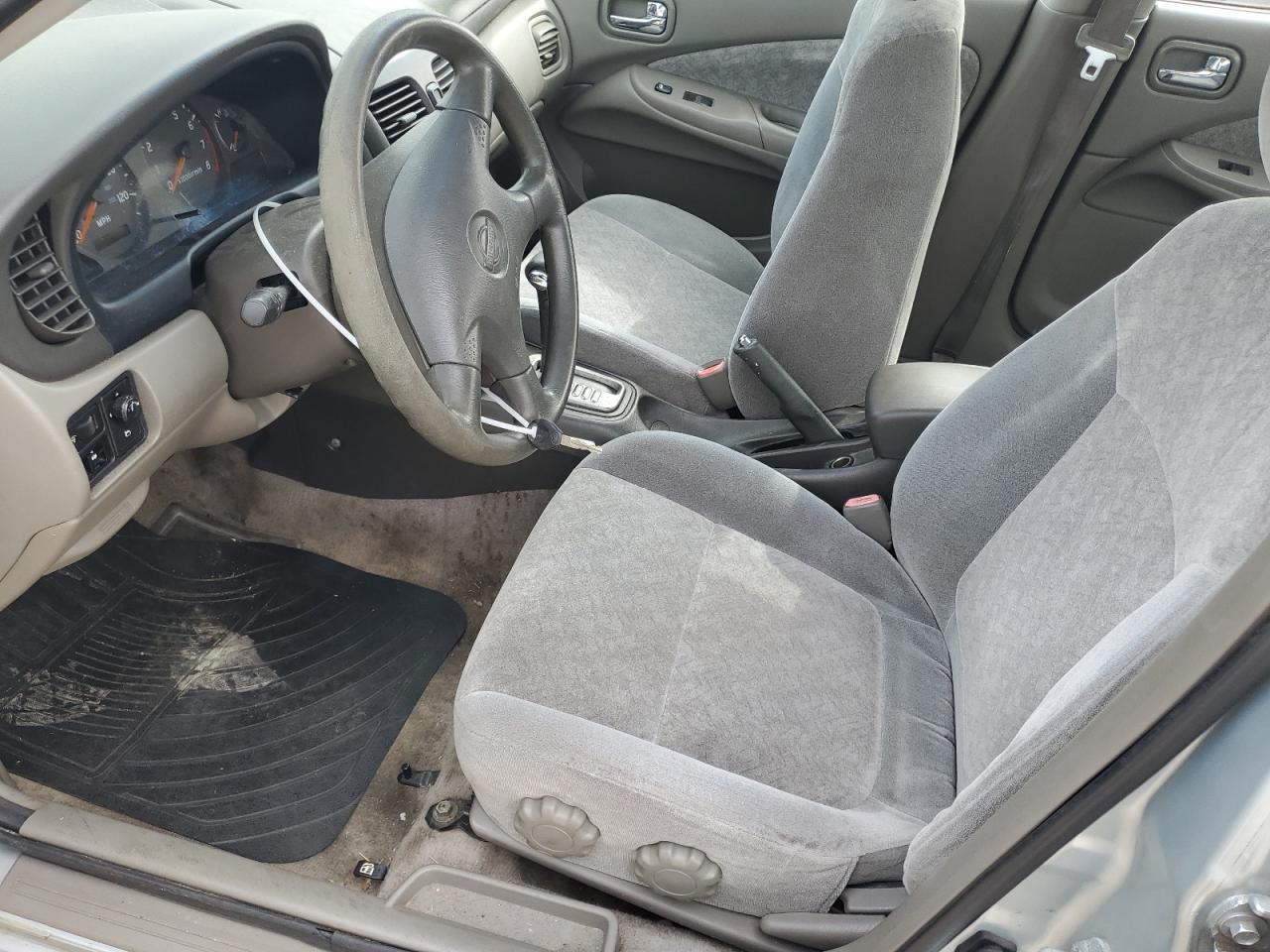 2002 Nissan Sentra Xe - Фото 7