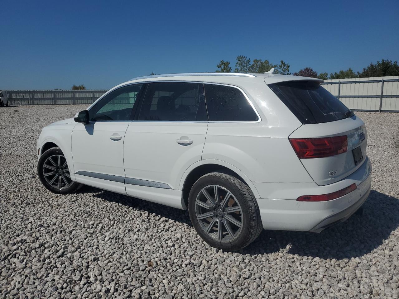 2017 Audi Q7 Premium - Фото 2