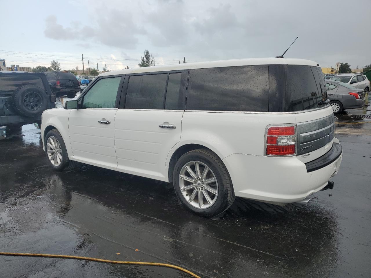 2019 Ford Flex Limited - Фото 2