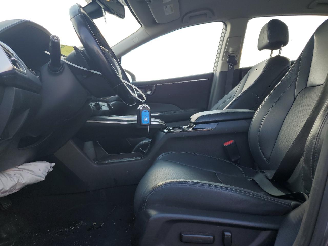 2020 Honda Clarity Touring - Image 7