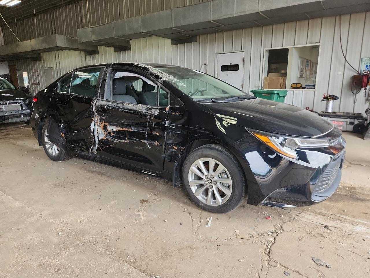 2024 Toyota Corolla Le - Image 4