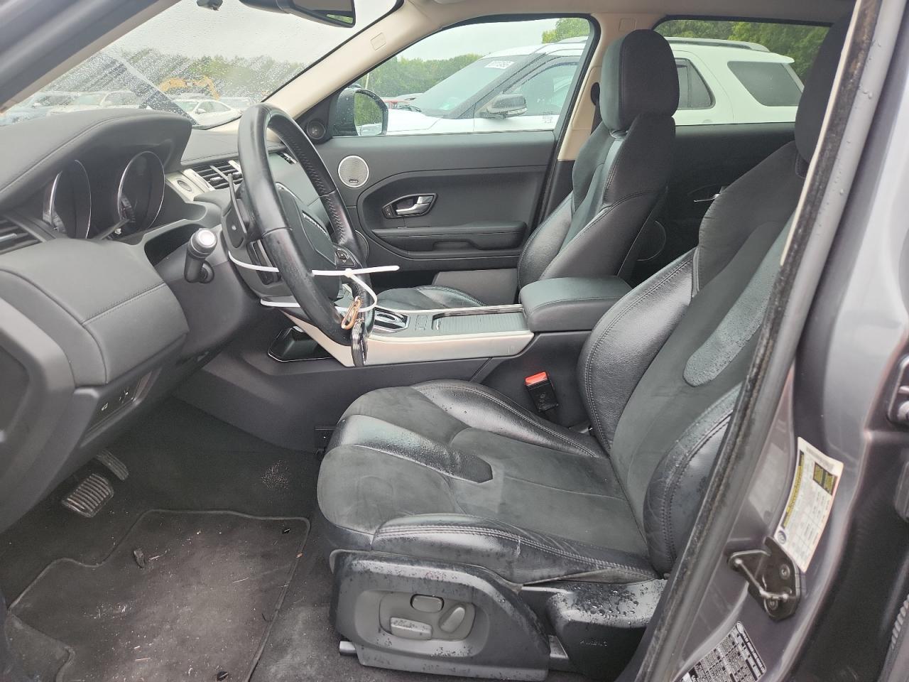 2015 Land Rover Range Rover Evoque Pure - Image 7