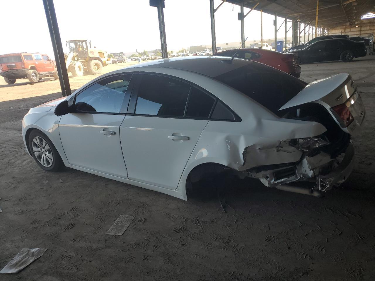 2014 Chevrolet Cruze Ls - Фото 2