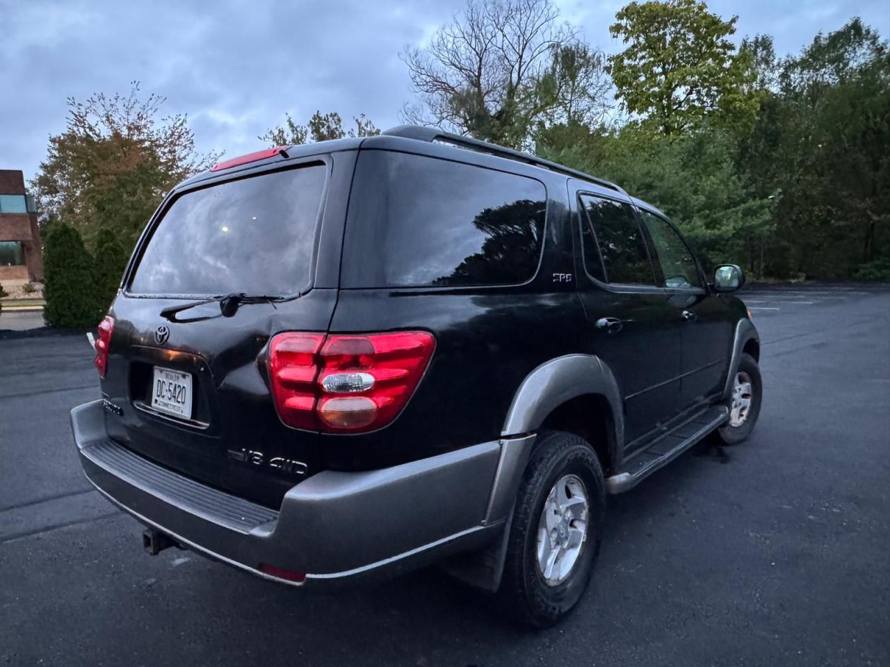2004 Toyota Sequoia Sr5 - Фото 3