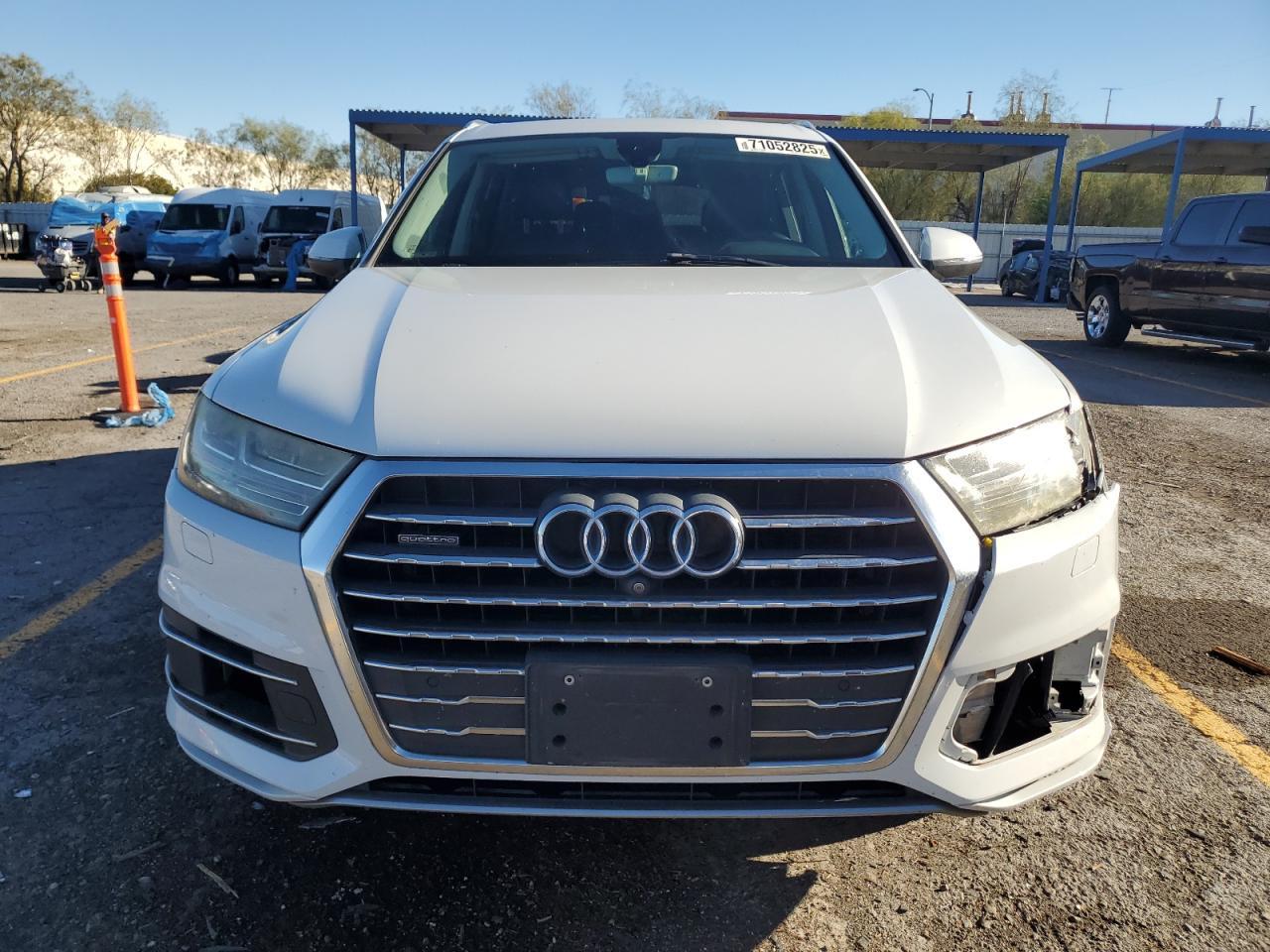 2017 Audi Q7 Premium Plus - Фото 5