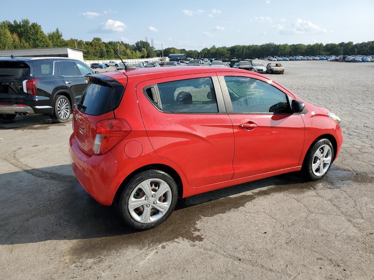 2021 Chevrolet Spark Ls - Фото 3