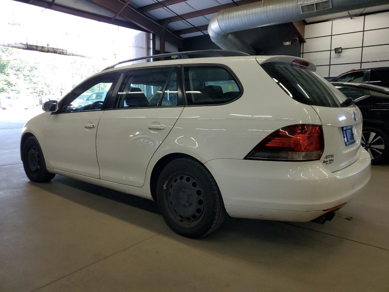 2011 Volkswagen Jetta S - Фото 2