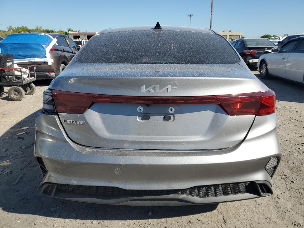 2023 Kia Forte Lx - Image 6