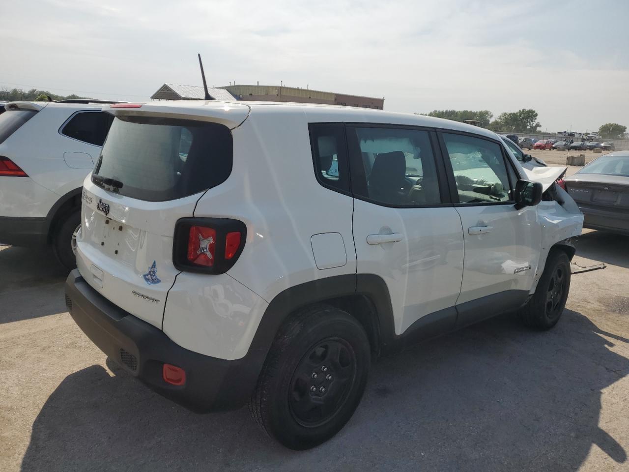 2020 Jeep Renegade Sport - Фото 3