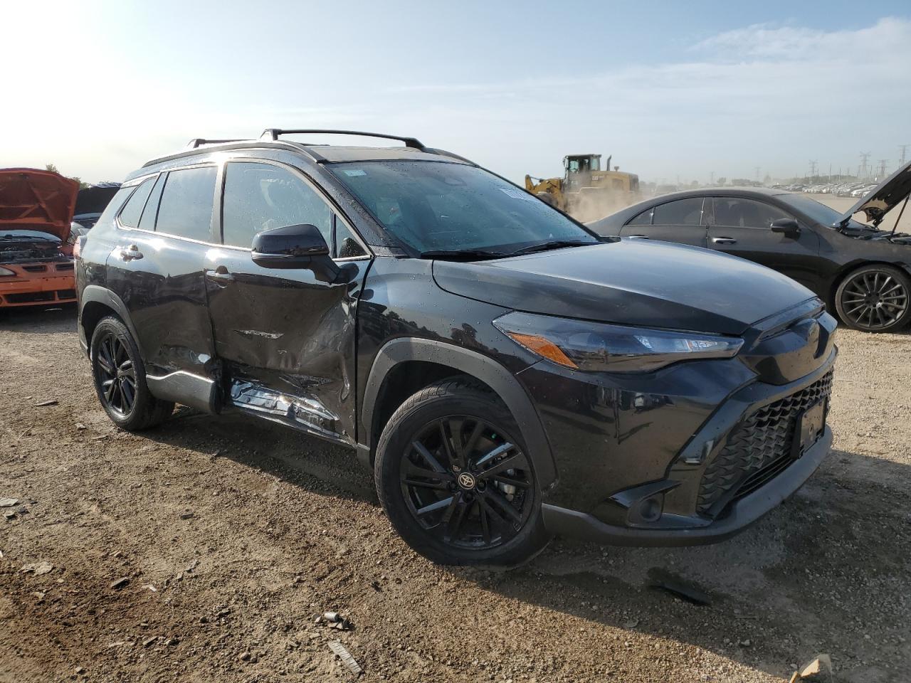 2025 Toyota Corolla Cross Se - Фото 4