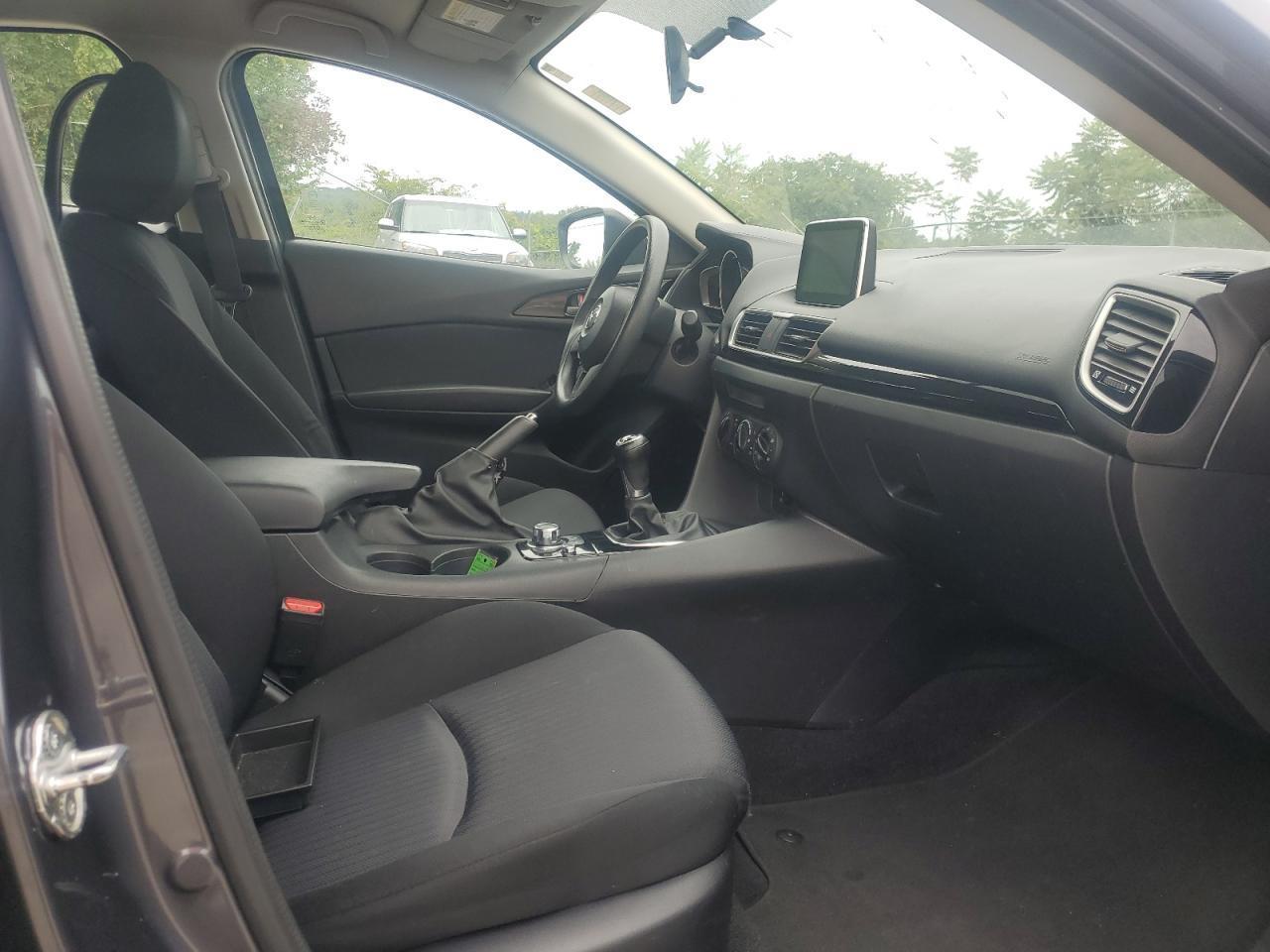 2015 Mazda 3 Sport - Image 5