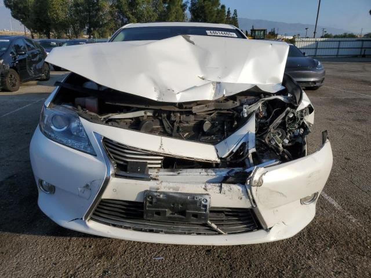 2014 Lexus Es 300H - Image 5