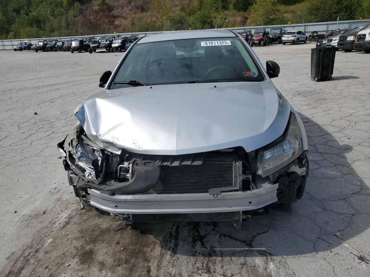 2013 Chevrolet Cruze Ls - Image 5