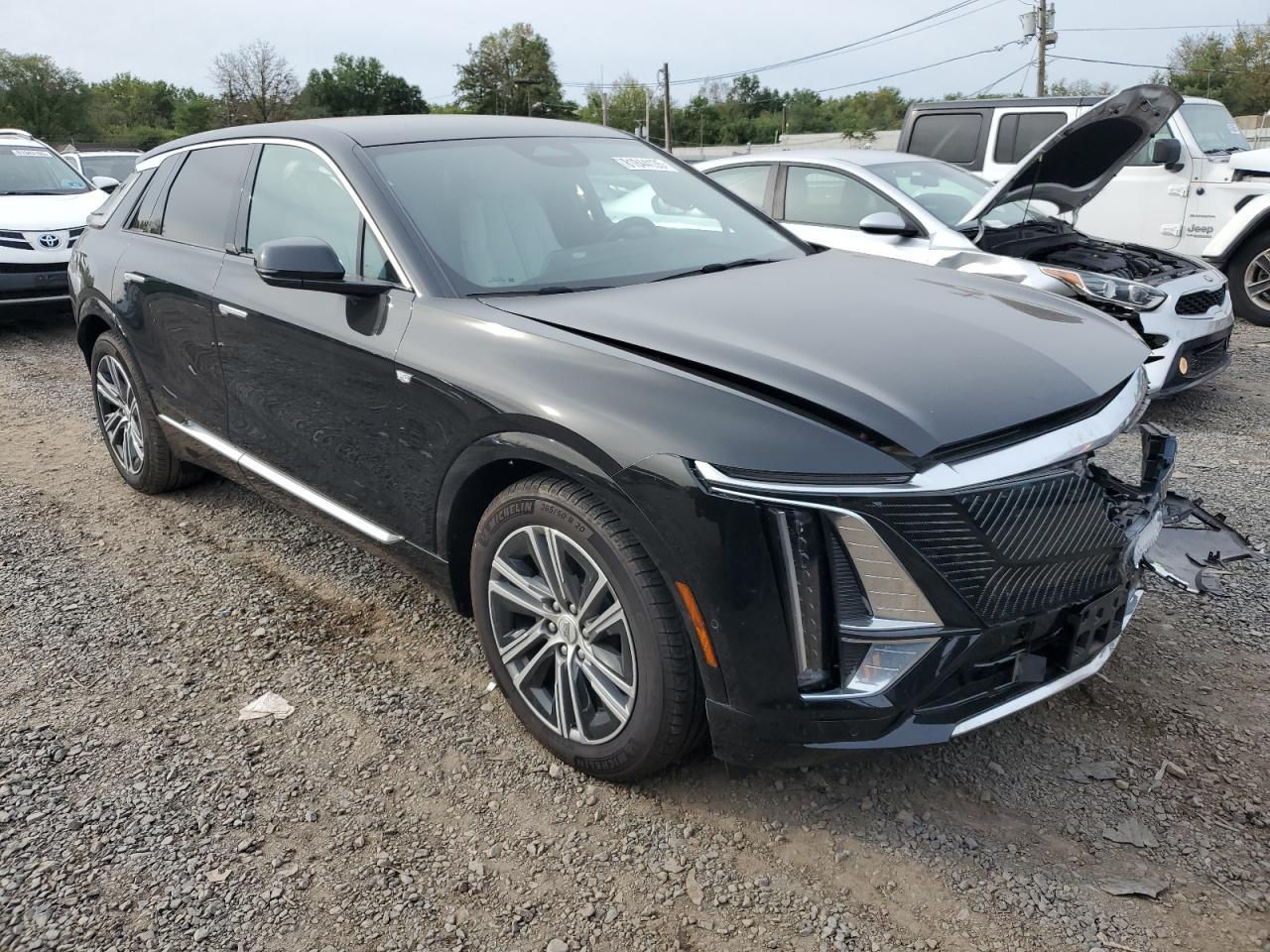 2023 Cadillac Lyriq Luxury - Image 4