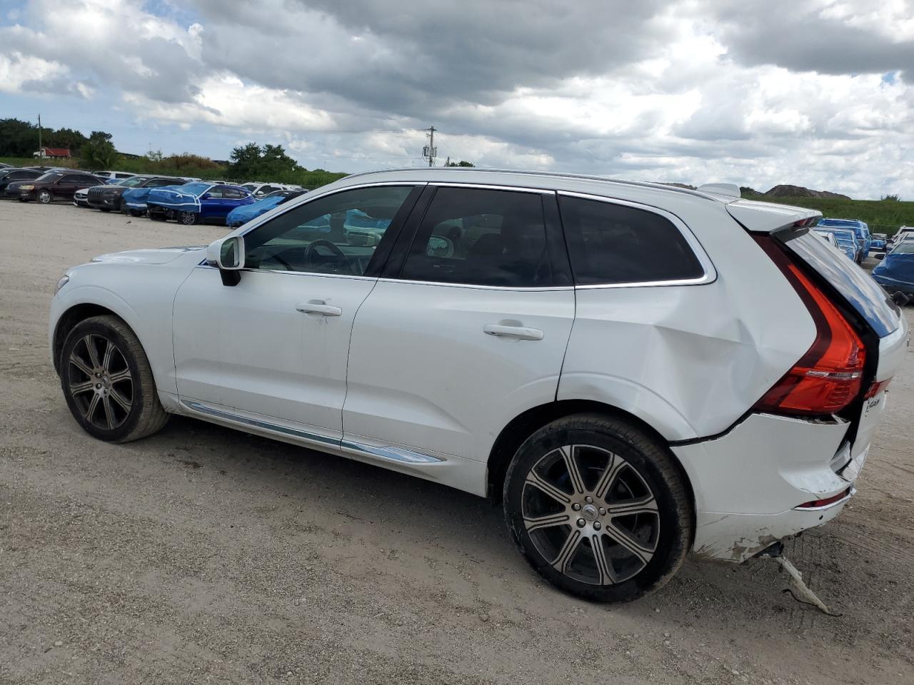 2021 Volvo Xc60 T5 Inscription - Фото 2