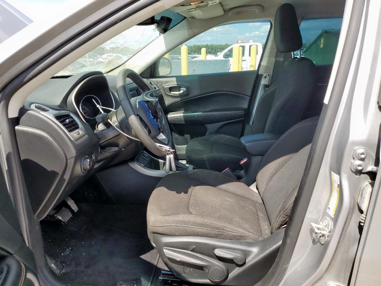 2021 Jeep Compass Sport - Фото 7