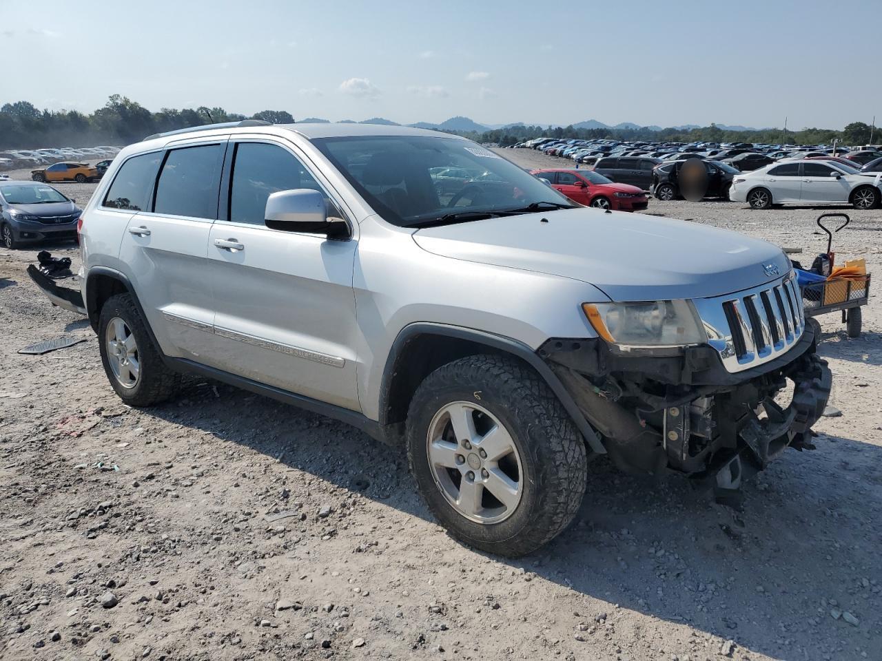 2013 Jeep Grand Cherokee Laredo - Фото 4