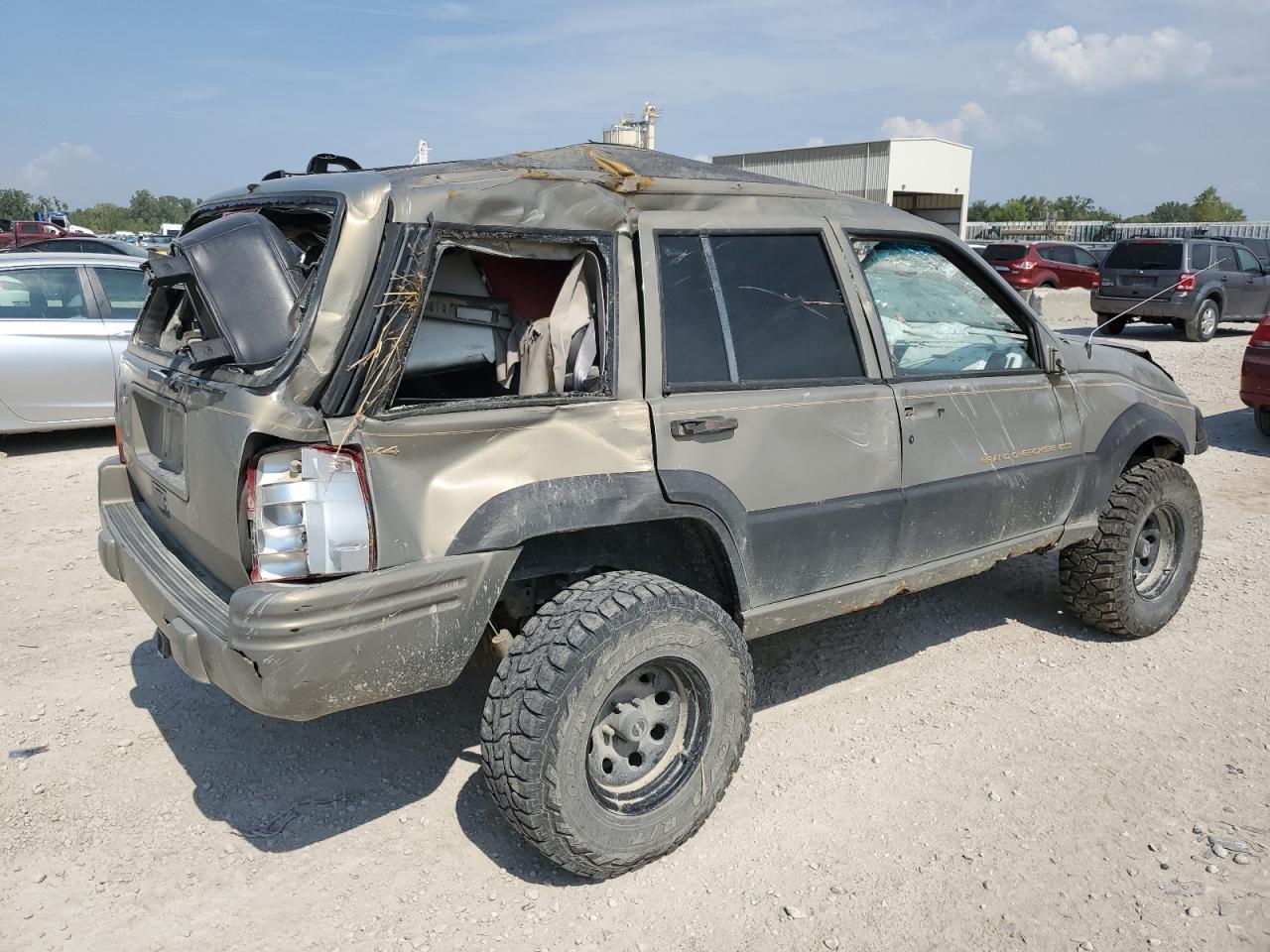 1996 Jeep Grand Cherokee Limited - Image 3