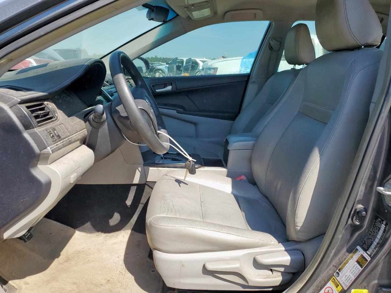 2012 Toyota Camry Base - Image 7