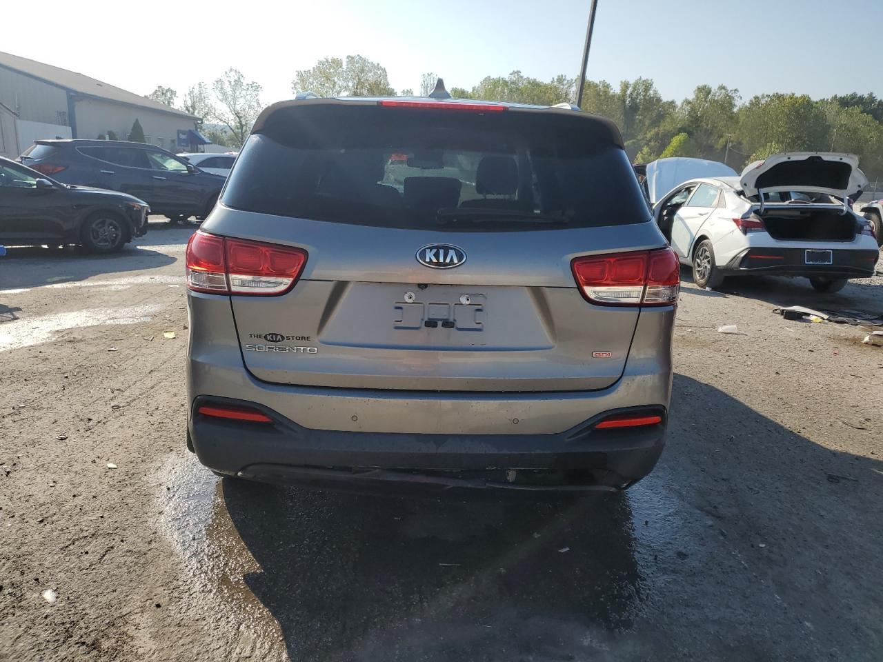 2017 Kia Sorento Lx - Фото 6